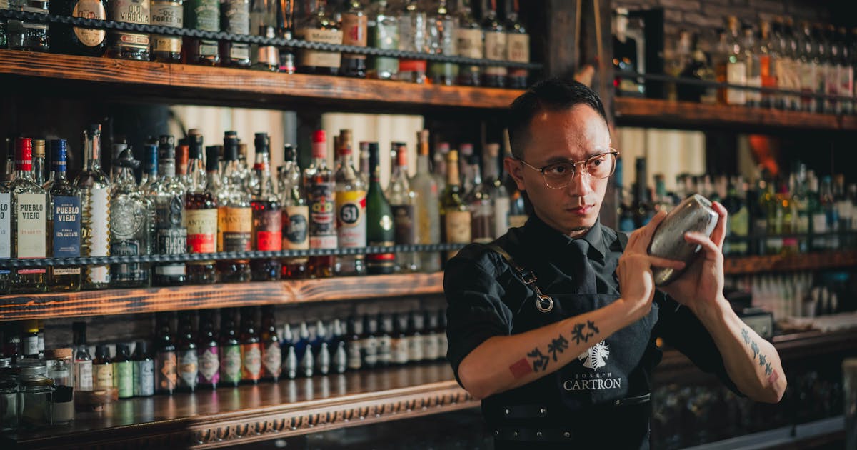 Love is in the Air: Gift Ideas for the Foodie in Your Life and What It Means for Bartenders